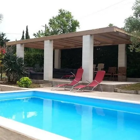 Vakantiehuis House With A Swimming Pool Premantura, Medulin - 25830